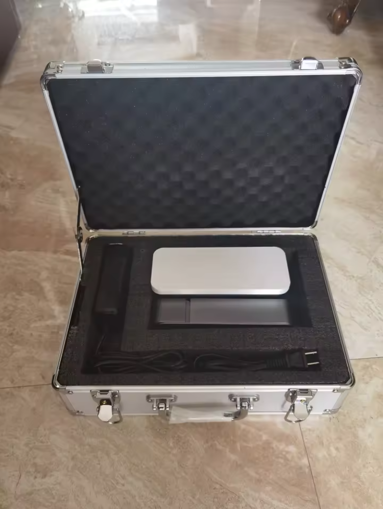 Machine à gravure laser